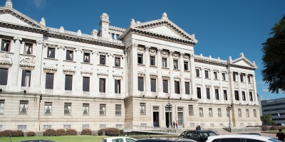 La Comisi�n de Industria del senado convocar� a la ministra de Econom�a y Finanzas por el atraso cambiario