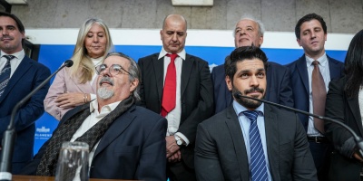 Gustavo Zub�a anunci� que baj� su candidatura y apoyar� al precandidato Andr�s Ojeda con el que asegur� coincide en temas de seguridad
