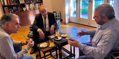 Primera reuni�n entre Orsi y Bergara tras baja de su candidatura 