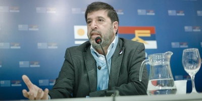 Pereira: No hay matices con el proyecto para regular los ingresos a las intendencias pero s� con resolver una reforma constitucional en 15 d�as