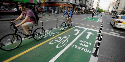 Intendencia de Montevideo atenuar� pintura de la ciclov�a de la rambla a pedido de la Comisi�n Patrimonio