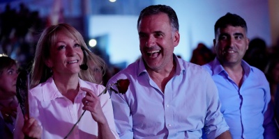 Si las elecciones fueran hoy, el 45% de los uruguayos prefiere al Frente Amplio