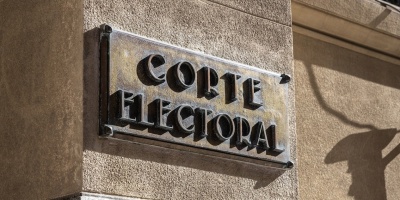 Constitucionalistas coinciden en que no se deber�an aprobar plebiscitos que reformen leyes de manera retroactiva