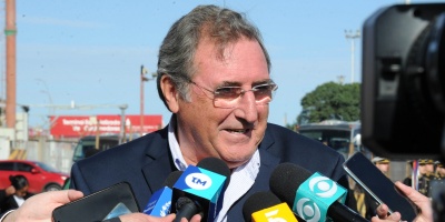 Defensa estudia antecedentes de ingresos de buques militares al pa�s ya que �no siempre se actu� de la misma forma�