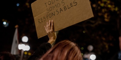 Una mujer fue prendida fuego por su expareja