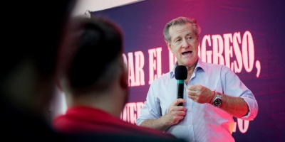 El precandidato a la Presidencia por el Partido Colorado Gabriel Gurm�ndez calific� como un golpe muy fuerte para la ciudad de Minas el cierre de la planta de F�bricas Nacionales de Cervezas