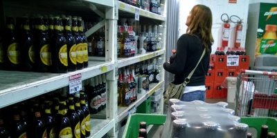 Aunque calificaron de positivas a las conversaciones iniciadas en el Ministerio de Trabajo, igualmente comienza este viernes la huelga cervecera