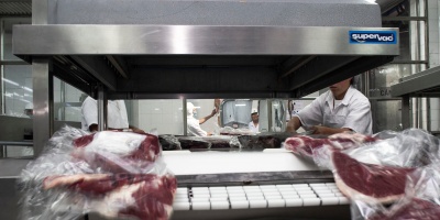 Representante de Un Solo Uruguay ve como "buena se�al" del gobierno rechazar la compra a Minerva Foods 