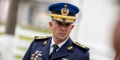 El Ministro del Interior Nicol�s Martinelli brind� todo su apoyo personal al imponer en el cargo al nuevo jefe de Polic�a de Tacuaremb� Cesar Tourn