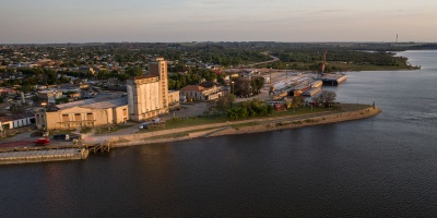 Polic�as rescataron a un hombre del r�o Uruguay