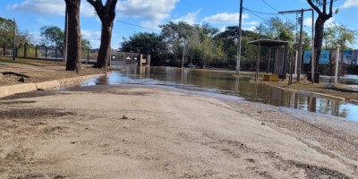 Baj� a 600 el n�mero de personas evacuadas aunque hubo nuevos desplazados por la crecida de la Laguna Mer�n y el desborde del R�o Y�