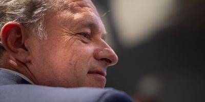 El precandidato nacionalista �lvaro Delgado promueve una campa�a electoral que defini� como �libre de humo�