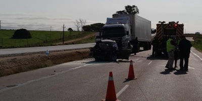 Una mujer perdi� la vida tras un siniestro de tr�nsito en el kil�metro 100 de la Ruta 5