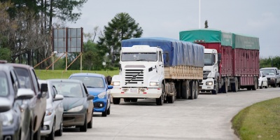 Uruguayos cruzan nuevamente a comprar a Argentina 