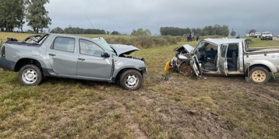 Un hombre falleci� y otros dos resultaron heridos tras chocar en Cerro Largo