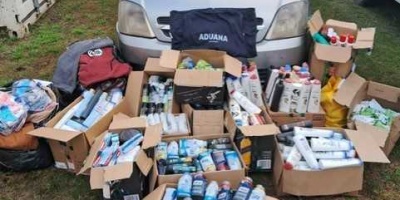 Detuvieron a un veh�culo que intentaba ingresar 1300 art�culos valuados en m�s de medio mill�n de pesos