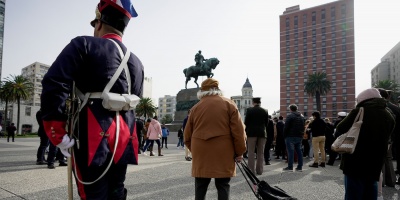 Jos� Artigas es apropiado por todos los partidos pol�ticos porque �existen varios�