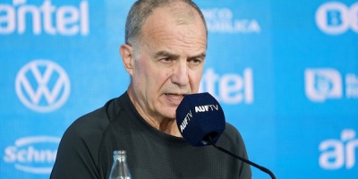 Uruguay entrena pensando en Bolivia