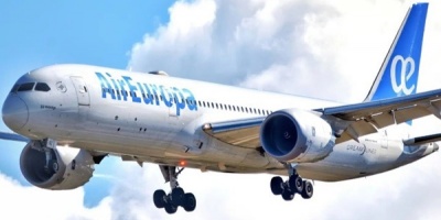 Retornaron a Montevideo varios pasajeros del vuelo de Air Europa que sufri� turbulencias