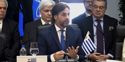 Lacalle Pou volvi� a apostar a que Mercosur estable negociaciones comerciales conjuntas con China y lament� la ausencia de Milei