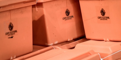 La Corte Electoral defini� los colores de las papeletas para los pr�ximos dos plebiscitos 