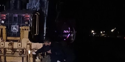 Un motociclista falleci� tras impactar contra una motoniveladora en Ruta 9, pasado el cruce con la Ruta 104