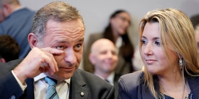 �lvaro Delgado dijo que no va a entrar en �la pol�tica de enchastre� en la que est�n sometiendo a su compa�era de f�rmula