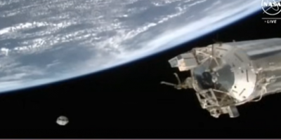 Los dos astronautas que est�n en la Estaci�n Espacial Internacional tendr�n que esperar a febrero para volver