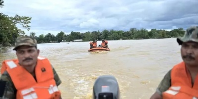 Mueren cerca de 30 personas por las inundaciones en el oeste de India