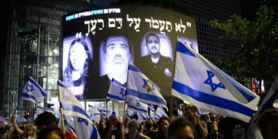 Manifestaciones masivas en Israel por rehenes asesinados: "Estaban vivos. Netanyahu y el gabinete de la muerte decidieron no salvarlos"