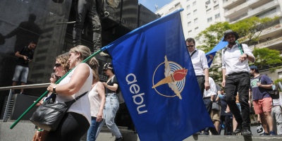 AEBU en conflicto ante la negativa de Banco Santander a negociar nuevo convenio e imponer condiciones unilateralmente