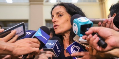 La ministra de Econom�a y Finanzas anunci� que el dos de octubre quedar�n operativos los nuevos esc�neres del puerto de Montevideo