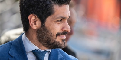 El pr�ximo gobierno tiene que "pisar el acelerador y lograr que baje el gasto p�blico", afirm� Andr�s Ojeda