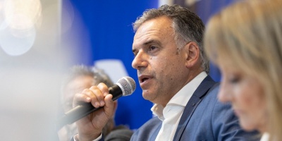 "El resto del gabinete ser� nombrado despu�s", dijo Yamand� Orsi, quien aclar� que "ganar las elecciones es la prioridad"