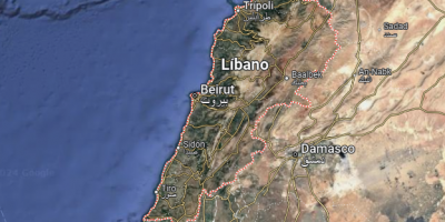 Quince camiones con ayuda humanitaria parten hacia el sur de L�bano en medio de los combates