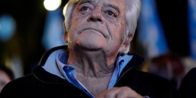 Lacalle Herrera dijo que �en pol�tica ten�amos no solo adversarios, sino tambi�n, enemigos�