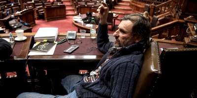 C�sar Vega, el l�der del PERI, llam� a votar anulado en el balotaje que dirimir�n Orsi y Delgado