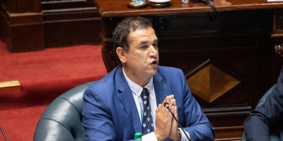 Da Silva dijo que Orsi suele "toquetear" a personas de otros partidos tras incorporaci�n de Victor Bj�rgan Barrios