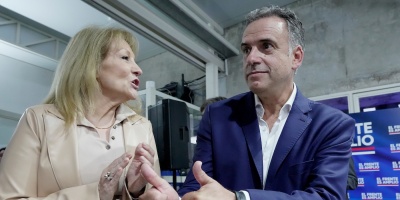 Yamand� Orsi con leve ventaja sobre �lvaro Delgado, seg�n encuesta para balotaje de Usina de Percepci�n Ciudadana