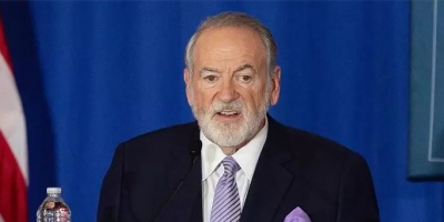 Trump nomina al exgobernador de Arkansas Mike Huckabee como embajador estadounidense en Israel