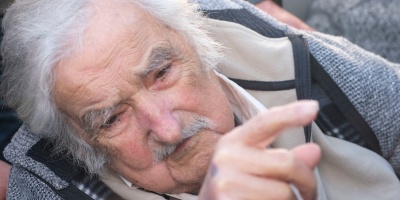 Mujica llam� a trabajar para que nadie pueda enriquecerse a trav�s de la pol�tica