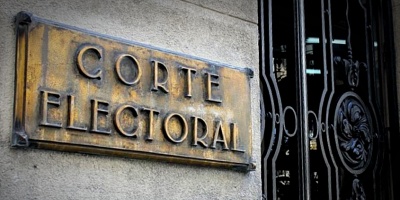 Son 2 millones 727 mil 120 los ciudadanos habilitados para votar este domingo de balotaje, para definir  qui�n ser� el presidente y la vicepresidenta en el per�odo 2025-2030