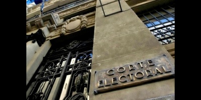 Se realiza el conteo de votos: al cierre de las mesas de votaci�n, ha hab�a sufragado el 87,3% de los habilitados