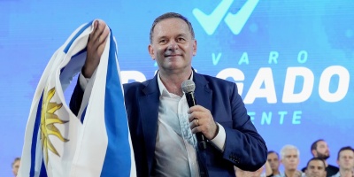 El excandidato de la Coalici�n Republicana, �lvaro Delgado reconoci� su derrota, y felicit� a Yamand� Orsi