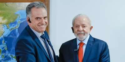 Puesta a punto, relaci�n con la Uni�n Europea y la situaci�n del Mercosur fueron algunos de los temas que trataron Lula Da Silva y Yamand� Orsi
