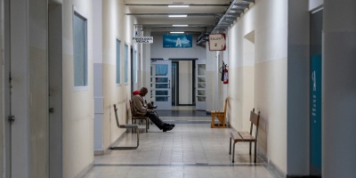 Equipo del pr�ximo gobierno analiza medidas para resolver a corto plazo reconstrucci�n de pol�tica de salud