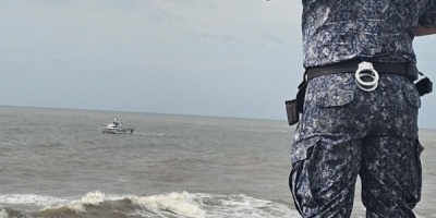 Argentino de 30 a�os desapareci� esta ma�ana en aguas de la Playa El Emir