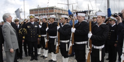 Alonso asumi en la Armada y pidi ante Vzquez "ms recursos"