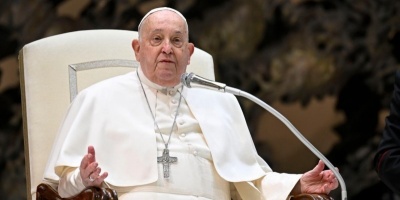 Papa Francisco est� hospitalizado como consecuencia de la bronquitis