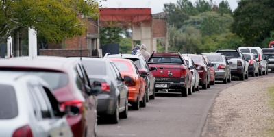 Cerca de 80.000 personas salieron del pa�s entre s�bado y domingo, seg�n datos de Migraciones
